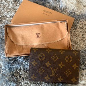 Authentic Vintage Louis Vuitton Logo Wallet w/ Box - Brand New